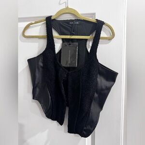 Maniere De Voir Black Textured Crop Top